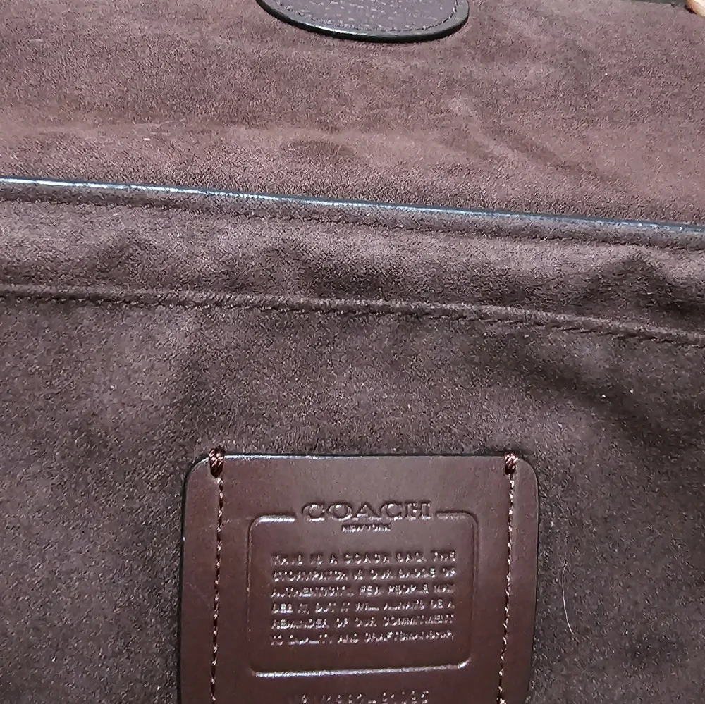 Authentic Coach Handbag, Crossbody - Picture 7 of 10
